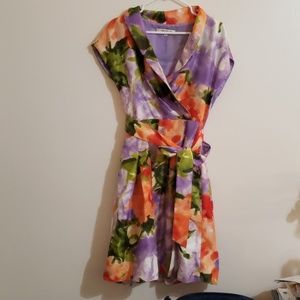 Evan Picone  beautiful flower print dress